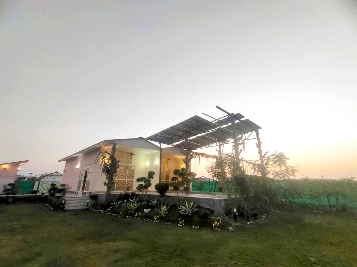 Shaw Estate-Farm House For A Small Parties-Jp Farm Greater Noida Ngoại thất bức ảnh