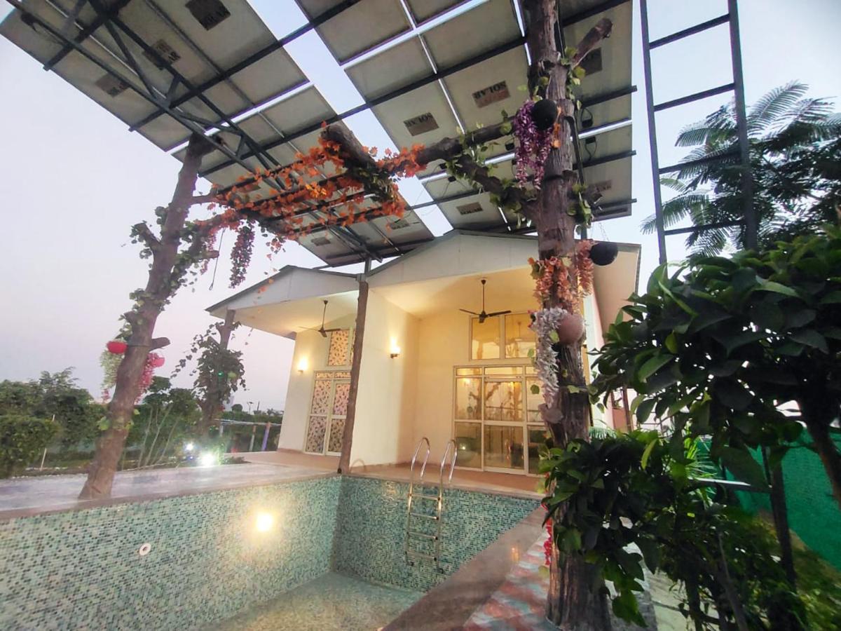Shaw Estate-Farm House For A Small Parties-Jp Farm Greater Noida Ngoại thất bức ảnh
