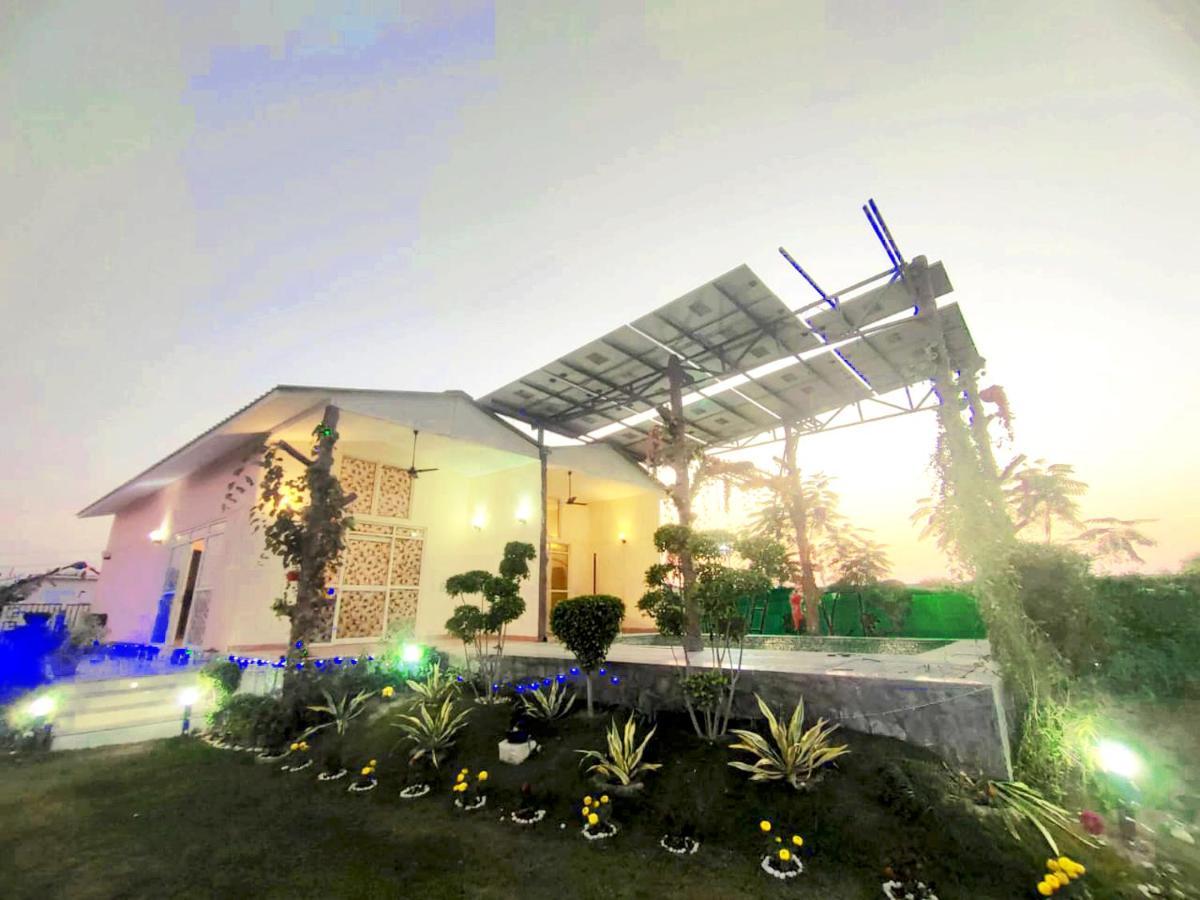 Shaw Estate-Farm House For A Small Parties-Jp Farm Greater Noida Ngoại thất bức ảnh